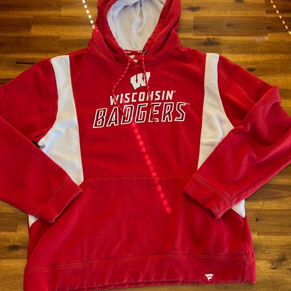 Wisconsin badgers hoodie